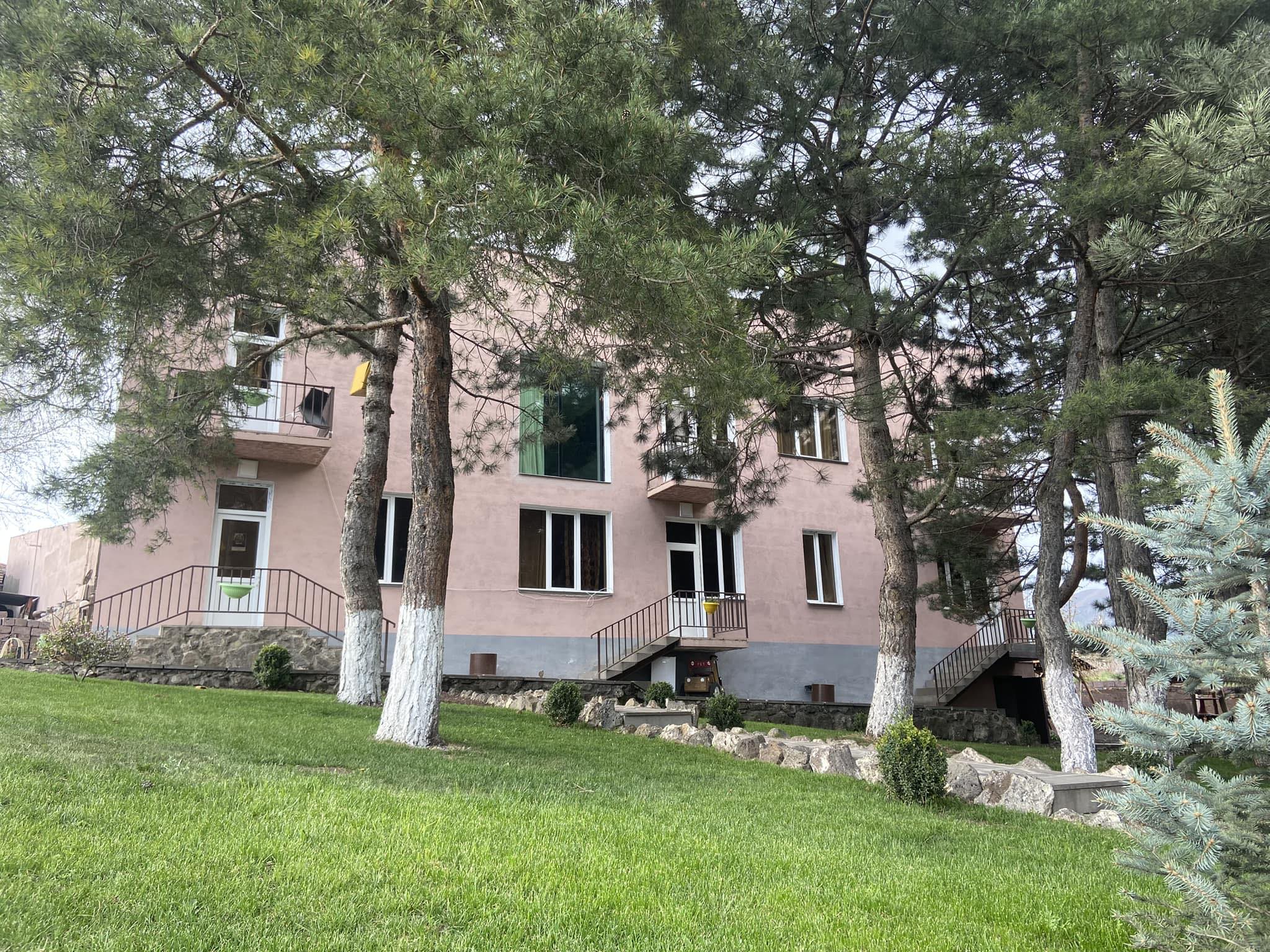 Սոճի ռեզորտ