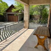 Drakhtik Beach House